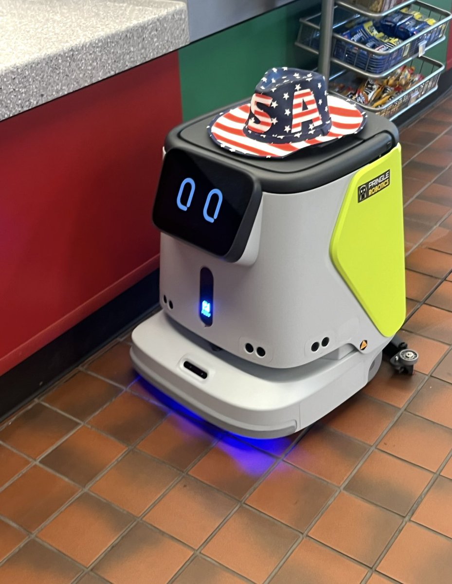SpenserHarvey's tweet photo. @QuikTrip @ChaoticGood42_ I call ours Cowboy Beep Boop https://t.co/KunC0RdKza
