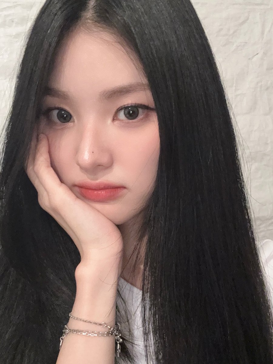 snghsource's tweet image. 250530 | #SANGAH #상아 Weverse Update 💬

"🎤🎤"

#LIGHTSUM #라잇썸 @CUBE_LIGHTSUM