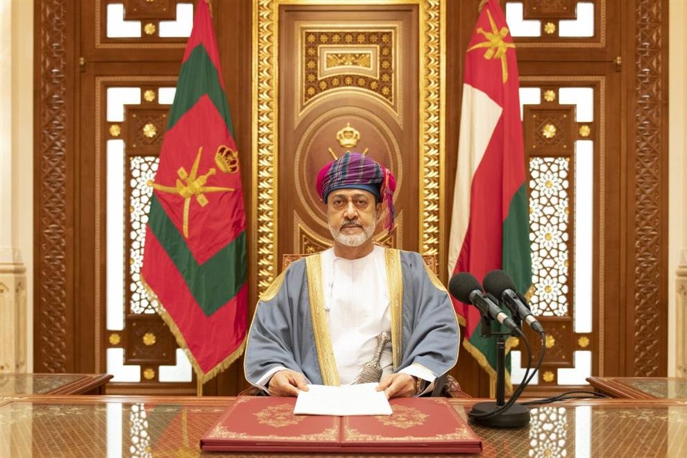 🔴 عاجل | سلطنة عُمان:

 نُبارك عمليات إخواننا في #اليمن المساندة لغزة، ونعتبر صواريخهم وطائراتهم المسيّرة تمثل صوت وكرامة الأمة الإسلامية كلها.

▪️ ما يقوم به اليمن هو ردٌ مشرّف في وجه العدوان الصهيوني.