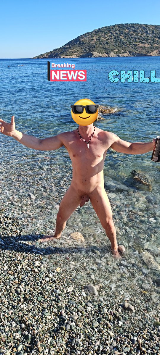 DimKouts3's tweet photo. Η υπέρτατη απόλαυση θάλασσα γυμνισμός και μπίρα!!! https://t.co/U5EfY8eM5C for more https://t.co/pLD8nsI0Ba