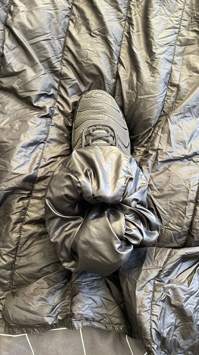DudeNylon's tweet photo. Wanna fuck nylon pussy w me bro? https://t.co/RddUOxCLGI
