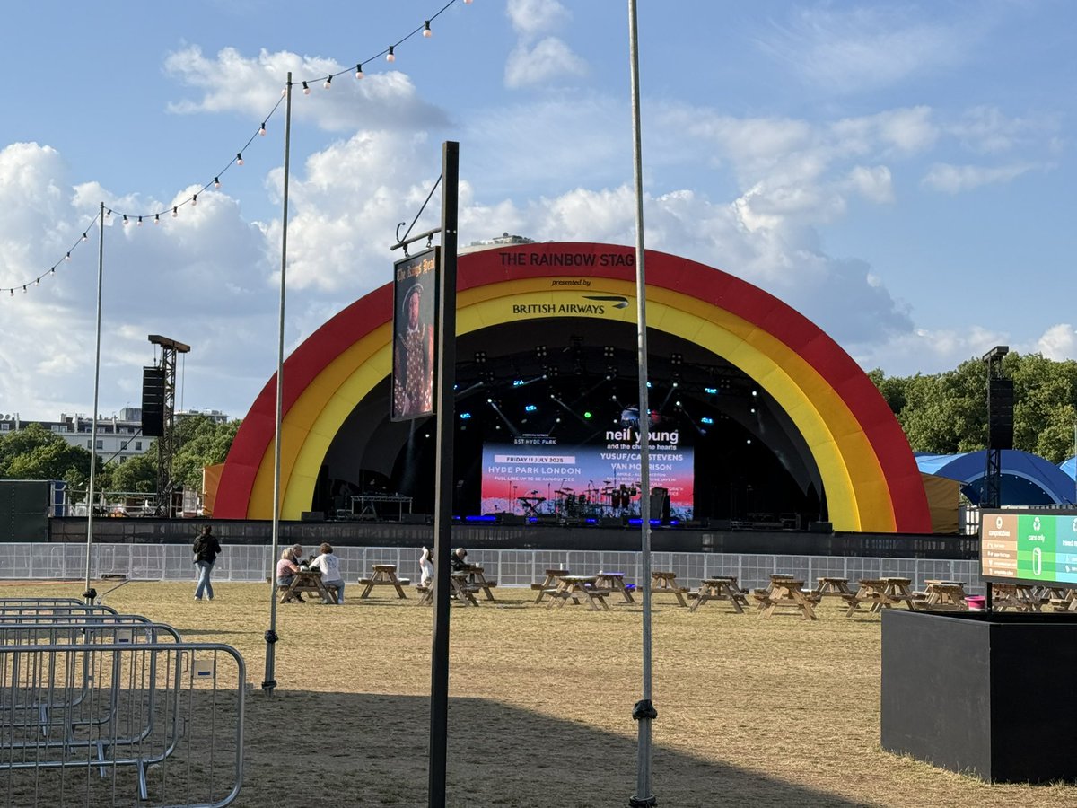 The JDC Darts Education team on site at BST Festival in Hyde Park, before welcoming London Primary Schools into the Marquee over the course of the week. 

Amazing Darts can now be involved in this annual initiative alongside such organisations as the ECB, Wimbledon Tennis, West