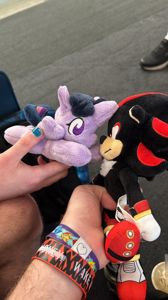 benthepanda's tweet photo. @ShadowxTwilight https://t.co/6dyIVigfd0