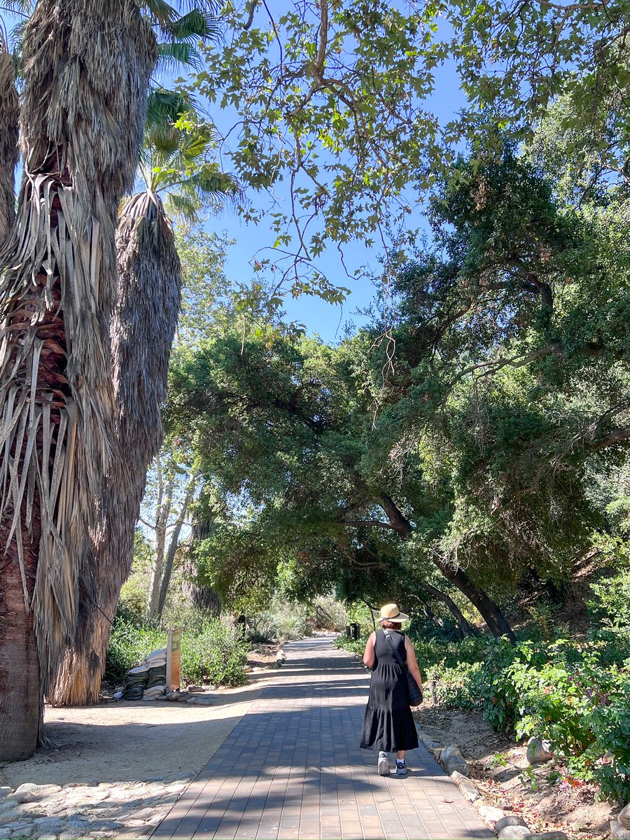 RealMomOfSFV's tweet photo. Recently I went on a Mother-Daughter Vacay in Claremont, CA. Check out my recap here --> https://t.co/5RsebBpoB0
#hotelcasa425 #hosted #CaliforniaBotanicGarden #shareclaremont #explorecalifornia #visitclaremont #staycation https://t.co/ub0Tvgcg4P