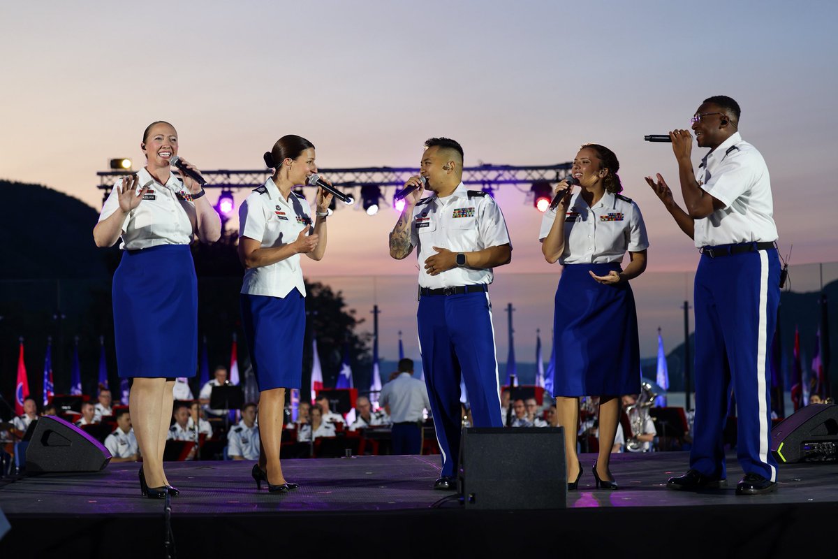 Enjoy some highlights from Friday’s Independence Day Celebration! 🇺🇸

We hope you’ll keep coming out all summer to enjoy our Music Under the Stars concert series. You can find the full schedule and more details at westpointband.com