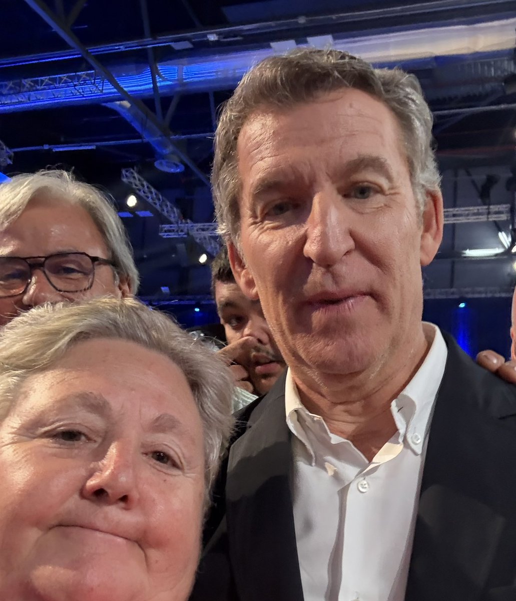 isatielmes's tweet photo. Muchos estamos unidos en ganarnos la confianza de cuantos más españoles mejor, para sacar a España del fango. 

Y eso sólo lo hará posible @NunezFeijoo hoy con un discurso impresionante 💪

El @ppmadrid con @IdiazAyuso estamos listos

#TomaPartidoPorEspaña https://t.co/4IMDTgfkuV