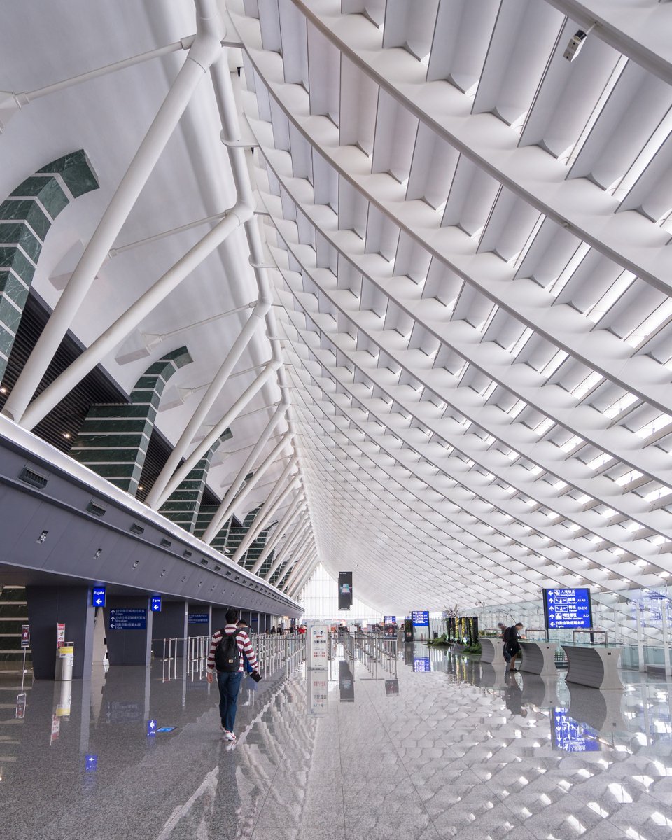 Soaring to new heights🛫 - Taiwan's Taoyuan International Airport secured 5th place in "World's Best Enhanced Airports 2025!" Skytrax unveiled rankings showing service upgrades across categories, analyzing performance enhancements over the past year. #Taiwan
