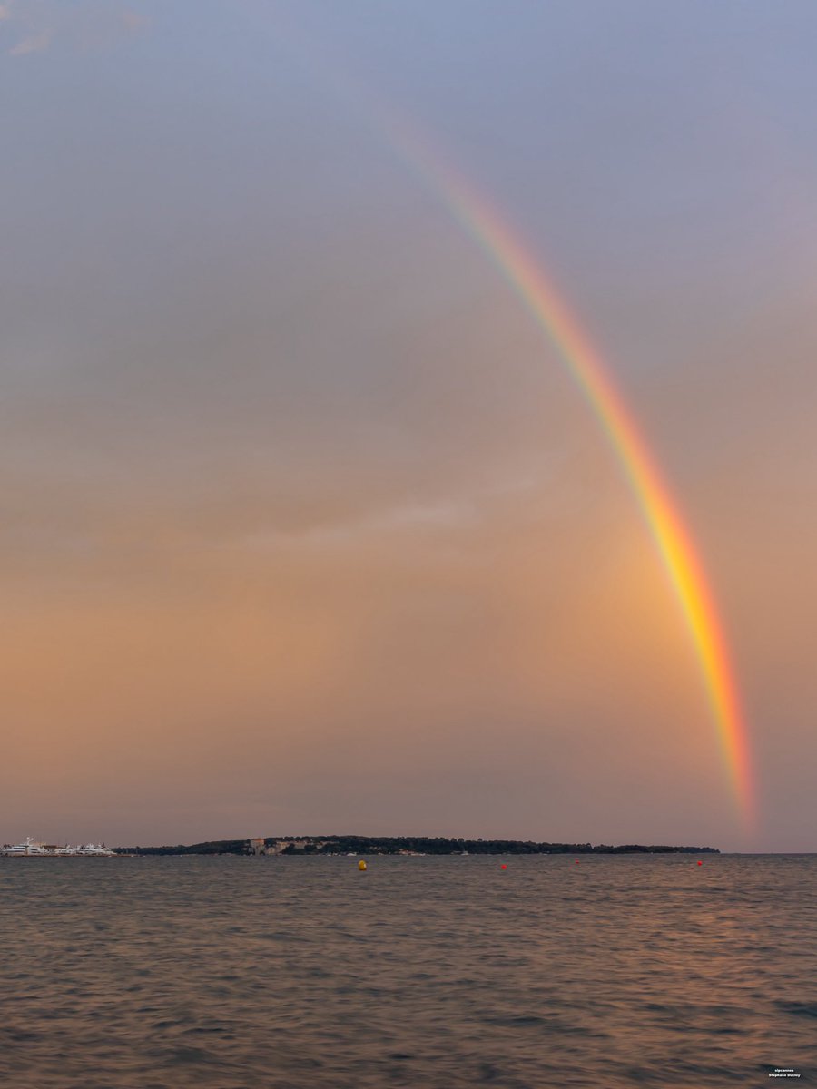 ๐ค๐๐ก๐๐๐๐๐๐ค (@slpcannes) on Twitter photo Hier soir nous avons eu le droit ร une partie dโun arc en ciel
Belle soirรฉe
#Cannes #CotedAzurFrance #CannesFrance
<a href="/Cannes_France/">Cannes, France</a> <a href="/VisitCotedazur/">Cรดte d'Azur France</a> <a href="/villecannes/">Cannes</a> Hier soir nous avons eu le droit ร une partie dโun arc en ciel
Belle soirรฉe
#Cannes #CotedAzurFrance #CannesFrance
<a href="/Cannes_France/">Cannes, France</a> <a href="/VisitCotedazur/">Cรดte d'Azur France</a> <a href="/villecannes/">Cannes</a>