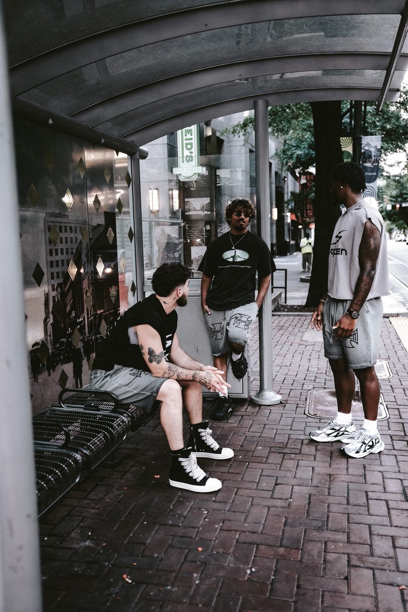 sapienworldwide's tweet photo. The next drop is coming.
🗓️ July 11.
Make space in your cart.

#clothingbrand #streetwear
#fashion #baggysweatpants #skit #funnyvideo #funny #clothingcollection #streetfashion #explore #fitcheck #fitpic #relatable #clothingbrandmarketing #fashionmfs #viral #trending #sapienusa https://t.co/2yM8TEx3jk