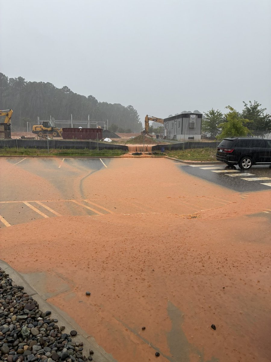 TRUmav's tweet image. This is why you don’t hire idiots to do your peak runoff control.

Everyone takes stormwater management for granted, until they don’t. 

Water flooded the transformer &amp;amp; ran down the conduit which is why it appears the water is coming from the panel