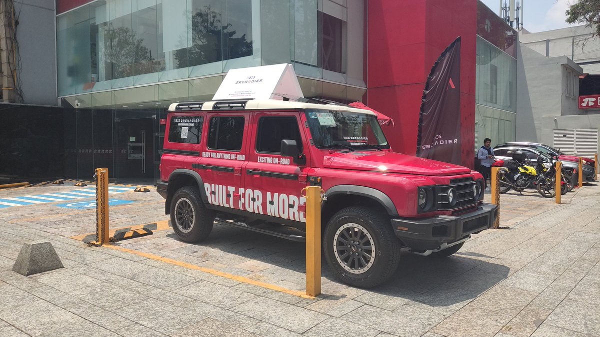 GrenadierBob's tweet photo. Hoy voy a estar hasta las 16:00 en La Fontaine y Masaryk con una #Fieldmaster y tasa de 9.90 gracias a los amigos de Banorte.
#INEOS #builtformore #Grenadier4x4 https://t.co/Nr8Yjoy0yx