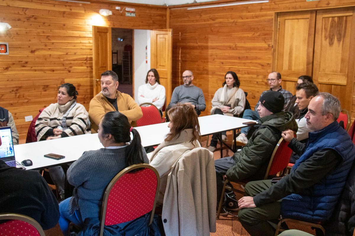 #RegiónDeLosLagosDelSur
Talleres participativos en el marco de la elaboración del Plan de Desarrollo Regional. Los espacios se realizaron en Junín de los Andes, San Martín de los Andes y Villa La Angostura y fueron acompañados por el COPADE, en su carácter de contraparte técnica.