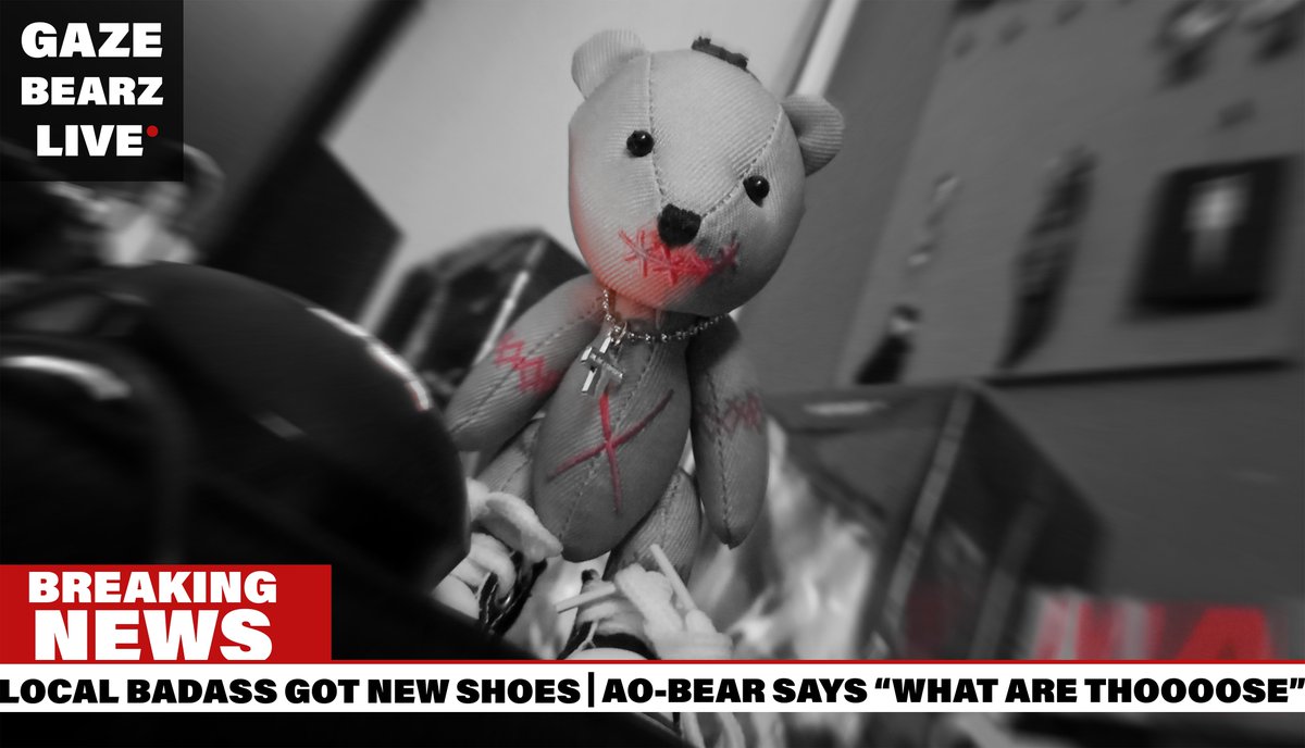 slightly_blank's tweet image. ★ BREAKING NEWS||
Local badass got new shoes | Ao-bear commented
on the topic by saying «What are thoooose!!!!»
#theGazettE