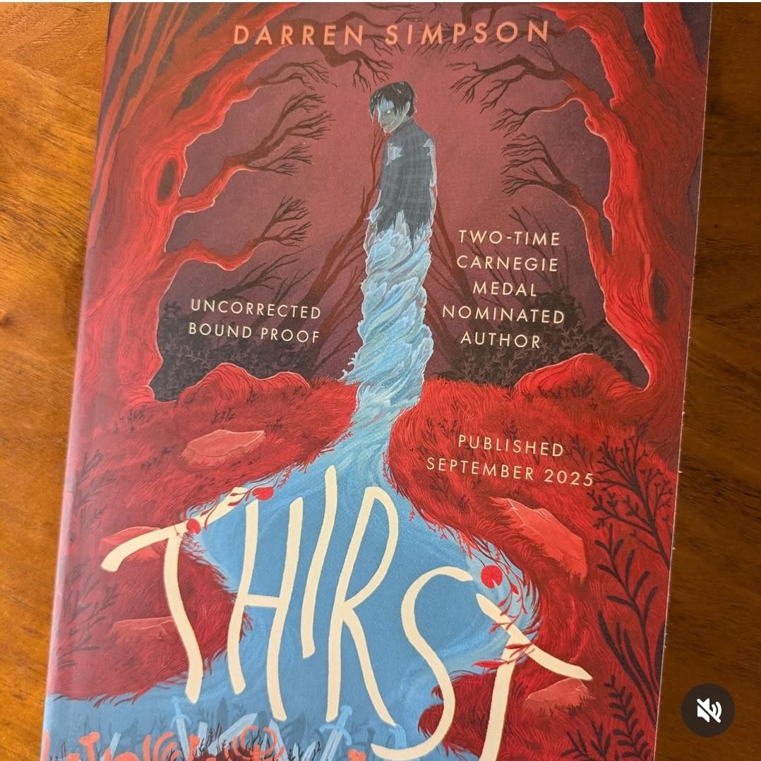 DarrenSimpson44's tweet image. Thanks to the superlative @edgechristopher for these kind words for #THIRST. Indeed, it's a book best buried when you're done. 😂😨