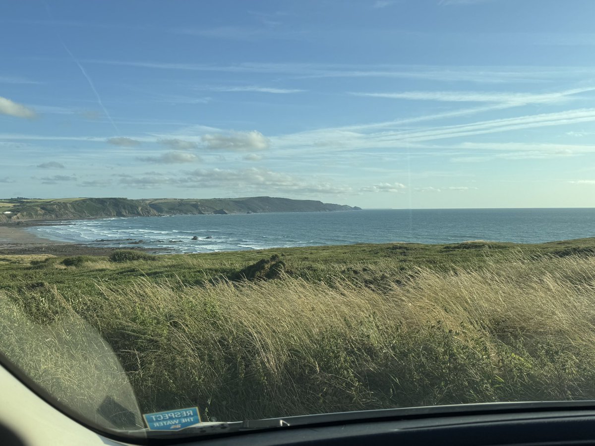 JackiHicks's tweet image. Fish and chip tea view 🐟🍟🌊