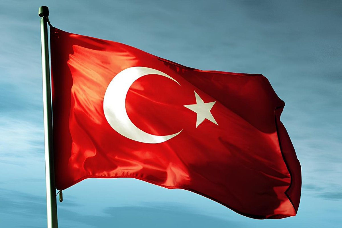 Türkiye, bu haftaya tarihinin en kötü haberlerinden biriyle başladı. 12 vatan evladı şehit oldu, 12 hayat bir mağarada soldu. Şehitlerimizin haberi kamuoyunda büyük üzüntü ve şoka neden olurken, neler yaşandığına dair soru işaretleri hızla arttı.