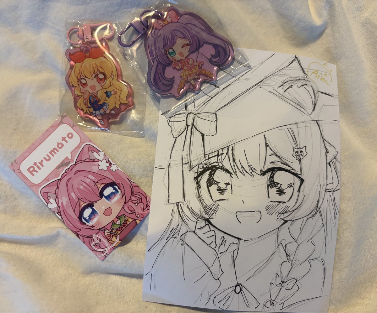 Raki Kazuki 🎀🩹 (@rakikazuki) on Twitter photo lov u riruuu ❤️ <a href="/rirumato/">りるRiru 🌸🍡 AX V13</a>
she gave me an aikatsu and pripara charm too…!! and was in the middle of drawing this for me when I found her at the booth🥹💕I MET SO MANY KIND GIRLS THIS WEEK… lov u riruuu ❤️ <a href="/rirumato/">りるRiru 🌸🍡 AX V13</a>
she gave me an aikatsu and pripara charm too…!! and was in the middle of drawing this for me when I found her at the booth🥹💕I MET SO MANY KIND GIRLS THIS WEEK…