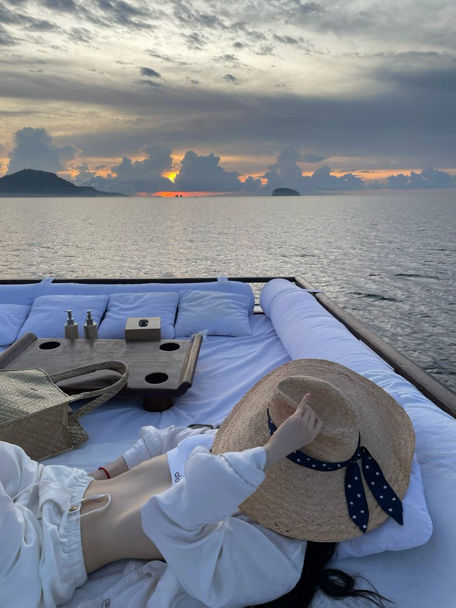 The sunset is so beautiful