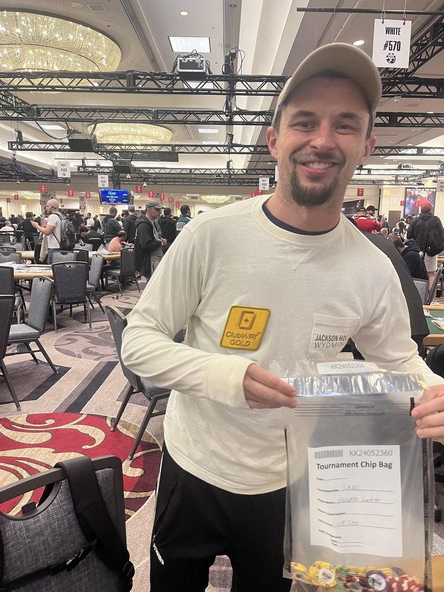 SteveLardner's tweet photo. @ClubWPTGold Day 2 bag! #GoldLastLonger https://t.co/3o5qzKbKpc