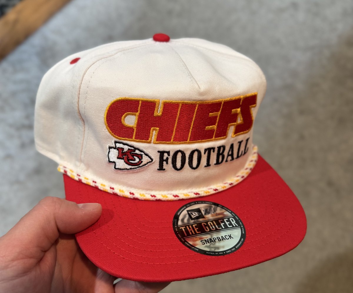 ChiefsJayhawksRoyals tweet media
