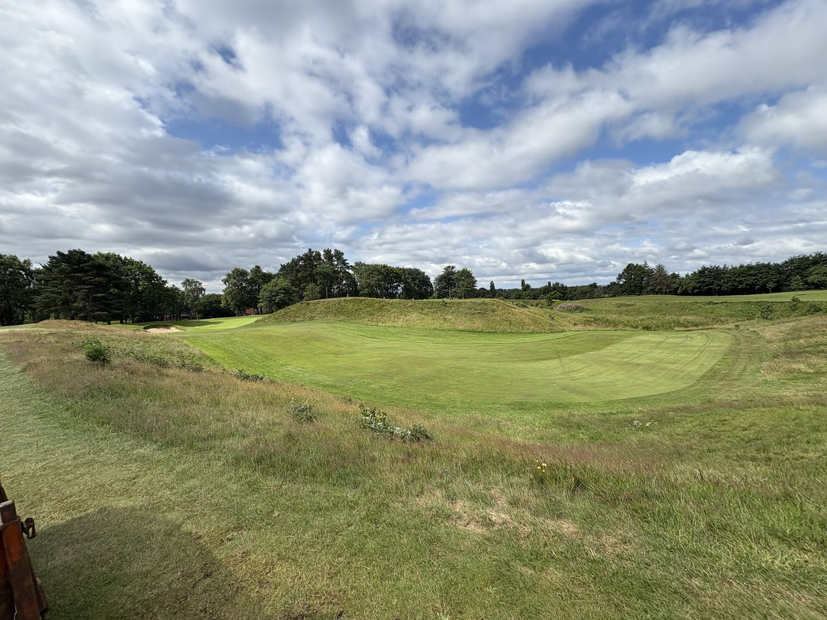 Crompton and Royton Greens tweet media