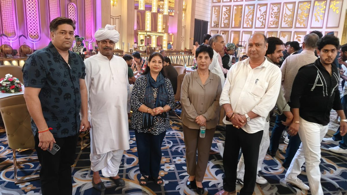 स्वर्गीय श्री सतीश सोलंकी जी की बेटी की शादी में