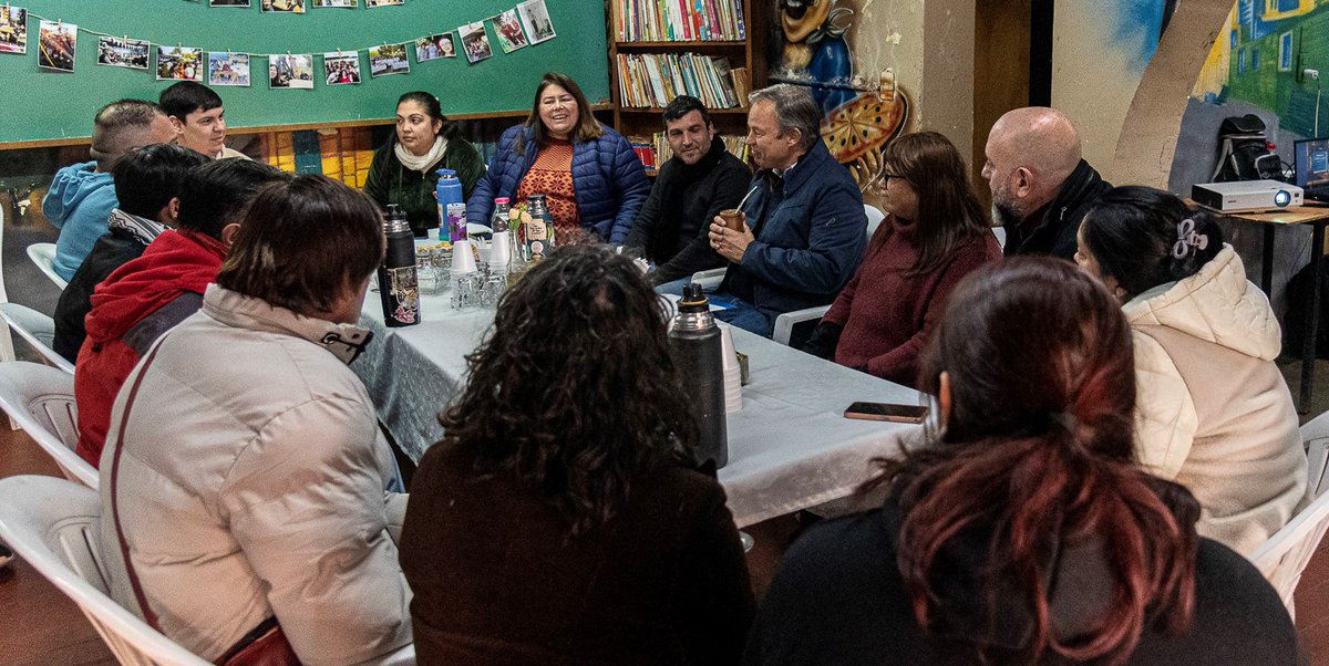 CascallaresPJ's tweet photo. Esta querida institución es un verdadero ejemplo del trabajo comunitario que fortalece los lazos barriales, la identidad local y la cultura nacional desde nuestro distrito.

#BrownConVos https://t.co/L4yRLlo5d1