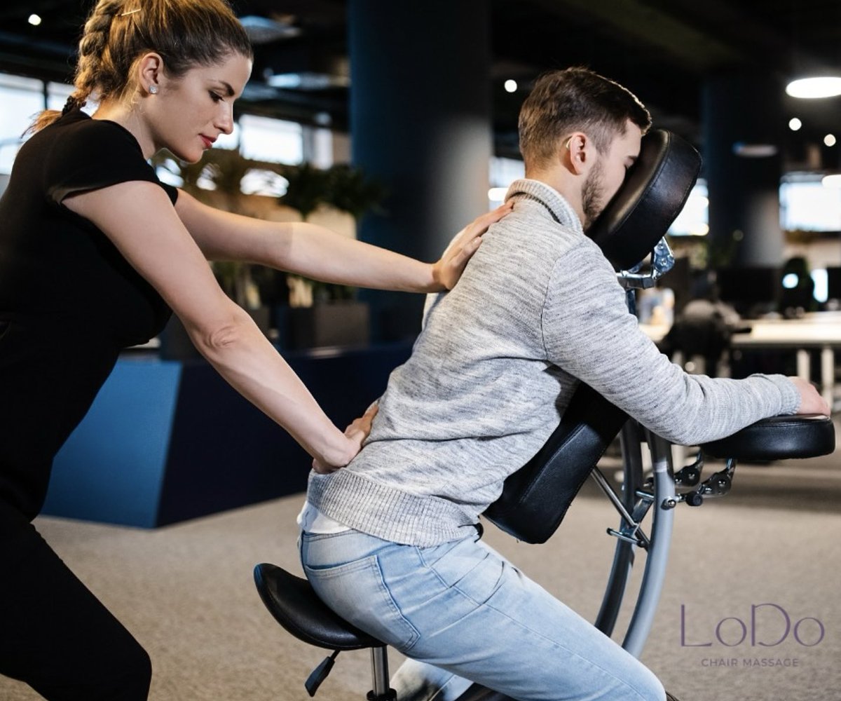 LoDoChair's tweet image. A happier team = a more productive workplace

Chair massage relieves stress, reduces muscle tension, and boosts morale – all in just 10 minutes

Schedule your next on-site wellness session at our website in our bio!