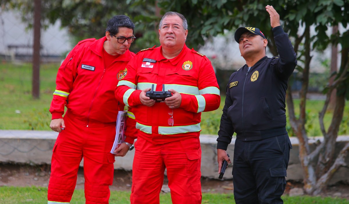 DIGEFA del CGBVP concluyó el curso “Operación de Drones en Emergencias”, dirigido a Bomberos y PNP. Buscó fortalecer capacidades técnicas y operativas para mejorar la respuesta conjunta ante emergencias, conforme al estándar internacional NFPA 2400.