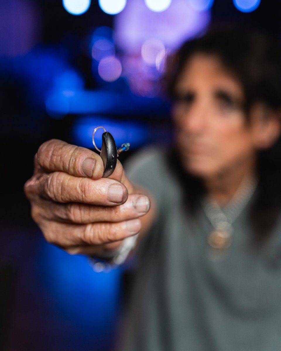 If you wear Starkey, you can officially say “I have the same hearing aids as @AliceCooper!" 
 
Alice Cooper’s nightmare is no more thanks to the pure, clean sound of Edge AI. Learn more about Alice’s hearing aids here: brnw.ch/21wTXV8. 
 
#HearBetterRockBetter