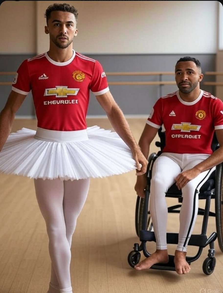 That Calvert-Lewin &amp; Callum Wilson attack next season🤌