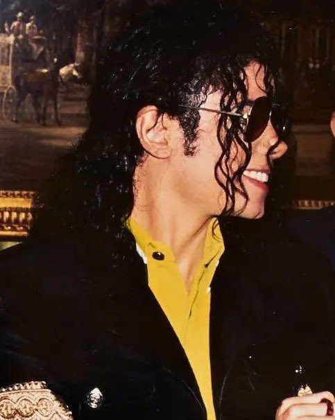when i tell you this man is so fine