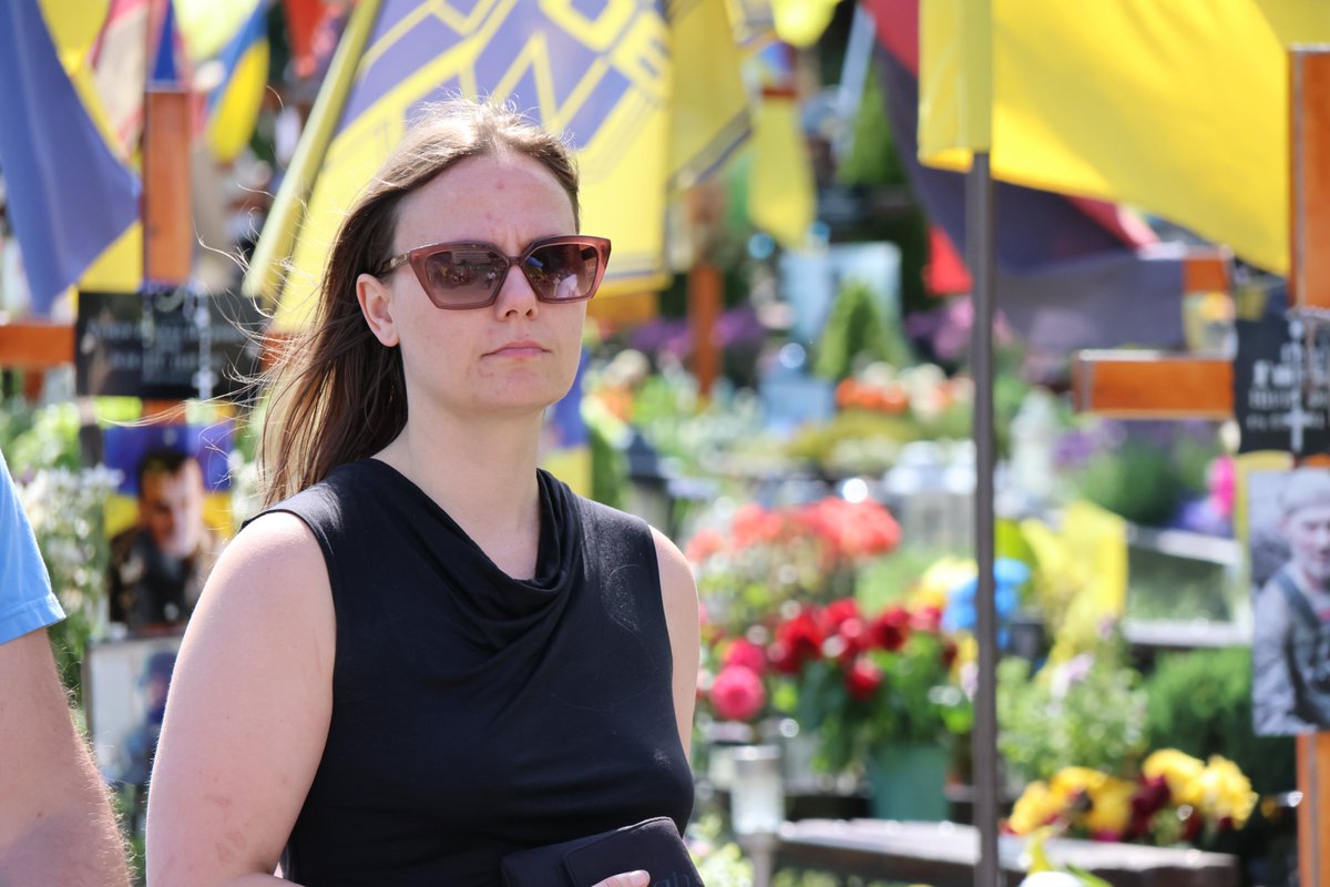 FrittUkraina's tweet image. - Friheten vi tar for gitt, ikke er gratis. Ukrainerne betaler prisen for den hver dag, sier Marie Bu Jacobsen fra Bergen. Hun var nylig med på sin første tur til Ukraina.
frittukraina.no/2025/07/07/fri…