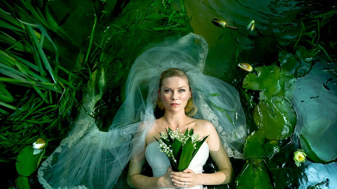 labeatrixvl's tweet photo. Oigan el fin de semana volví a ver esta película he de decirles que la vi con nuevos ojos: Lars von Trier logra crear el ambiente propicio para que una historia de destrucción masiva se convierta en un viaje interno a la psique de dos hermanas. https://t.co/k3nC3fpppG