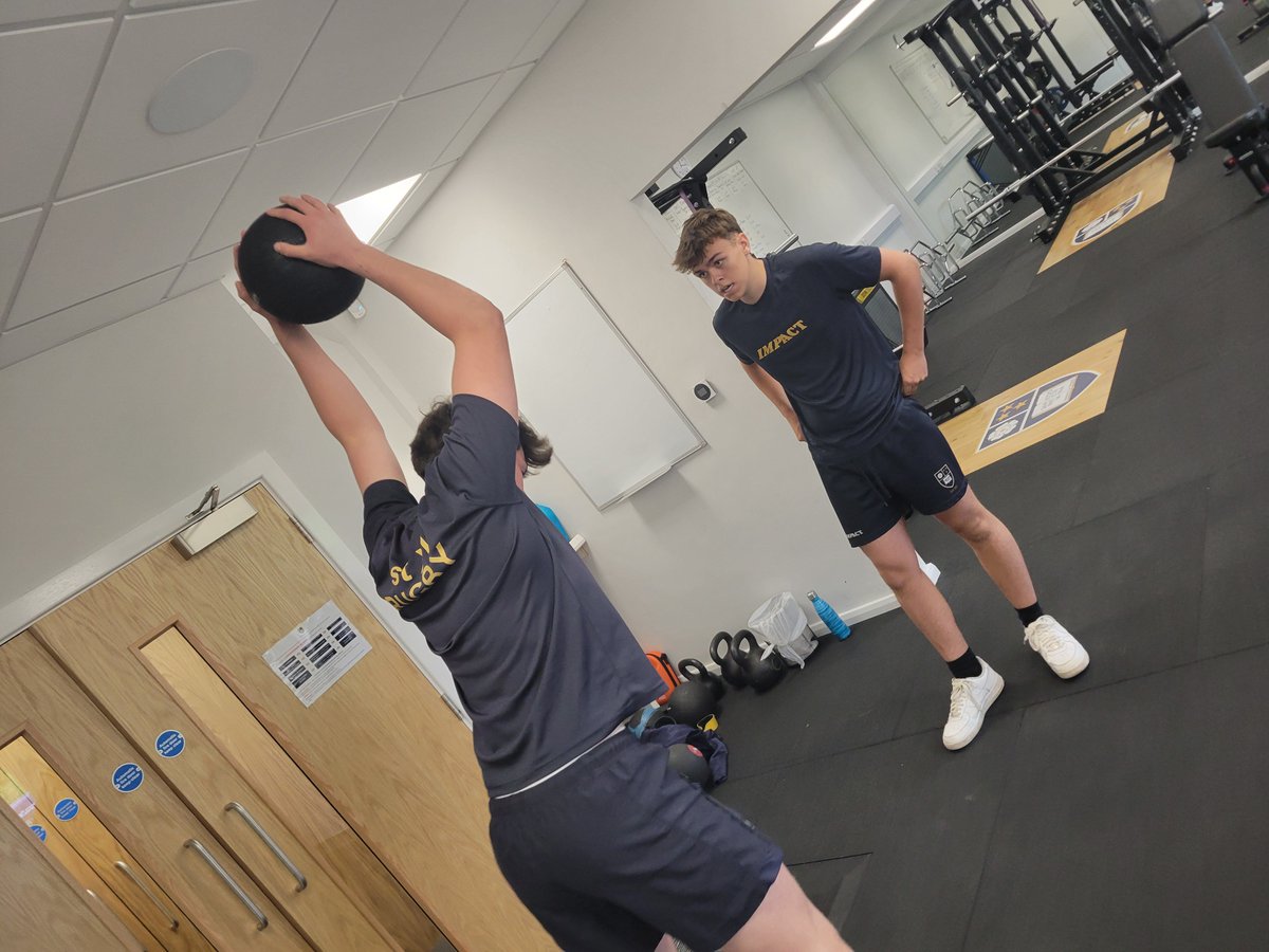 Some great work from the Y12 boys in the gym today as we reach the final week of another exhilarating year at Hill House. We thank all our players from across the sports who have represented the school this year and look forward to more success in 2025/26