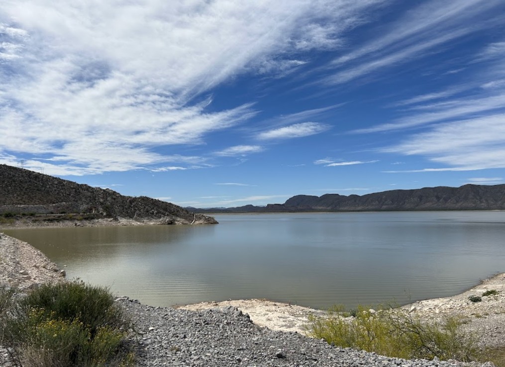 No es más que legítima defensa. Las y los ciudadanos se están organizando para proteger el derecho a vivir en un medio ambiente sano. La salud de la Comarca Lagunera está totalmente desequilibrada.

redespoder.com/editoriales/le…