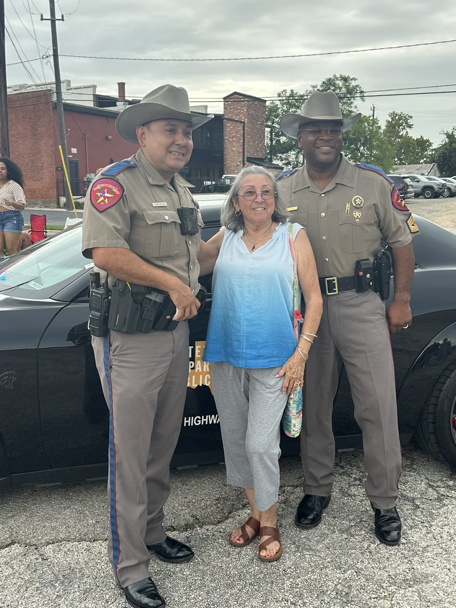 TxDPSSoutheast's tweet photo. This weekend, @TxDPSSoutheast joined Wharton County’s Fifth of July Freedom Festival to honor local veterans.  🇺🇸

A great day filled with gratitude and community spirit as we recognized those who served and sacrificed for our freedom. 

#WhartonCounty #July4thWeekend
#TexasDPS https://t.co/jY7SPAQxoo