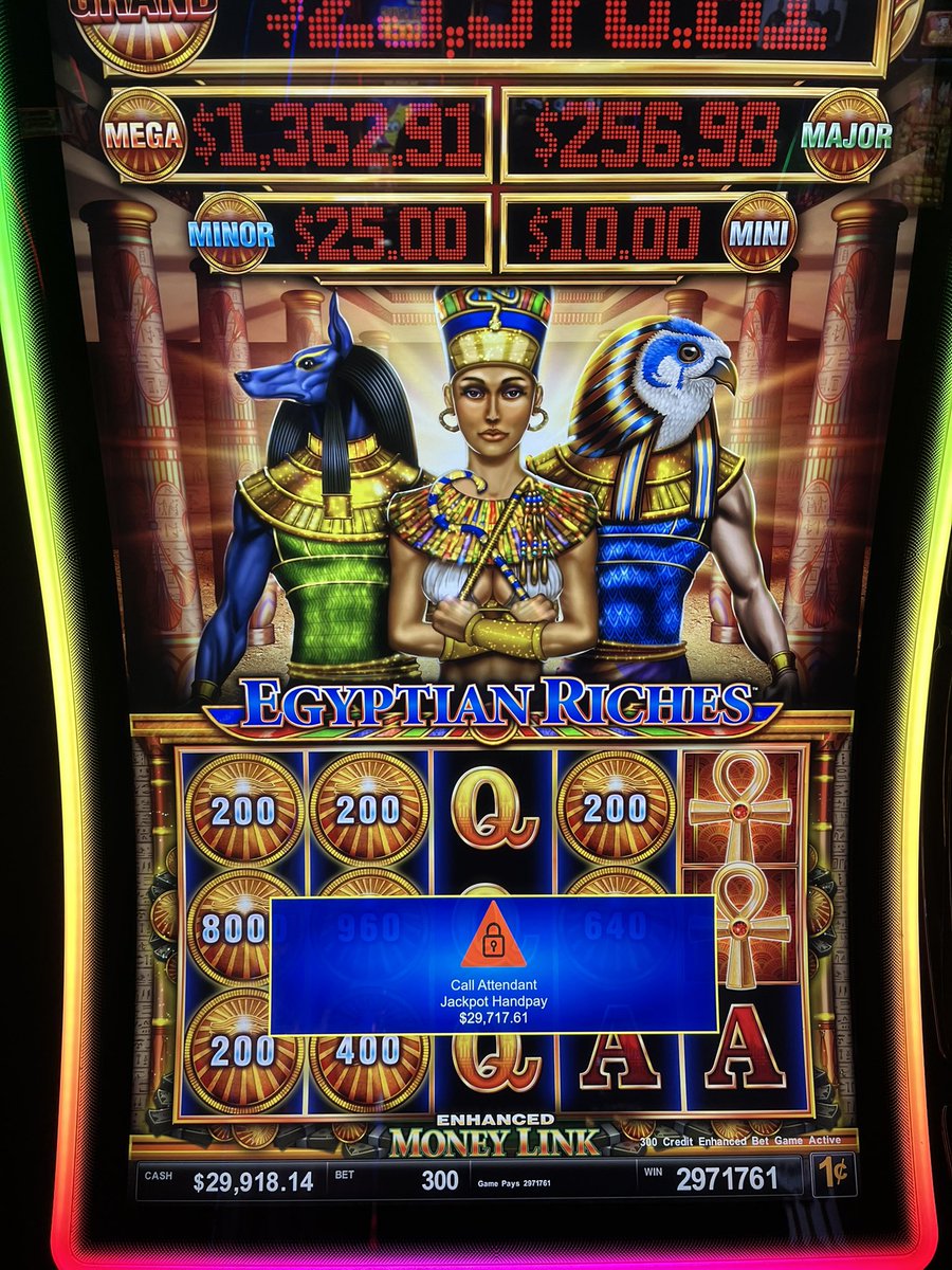 Marcia is the latest big #Jackpot winner! Over $9,700 on Huff N’ More Puff Power 4! 🎊🎉🎰

She joins a long list of winners in the last few days with big payouts of $12K, $15K, $20K, $29K, $41K and more! Now that's an impressive list! Congrats from Batavia Downs!
