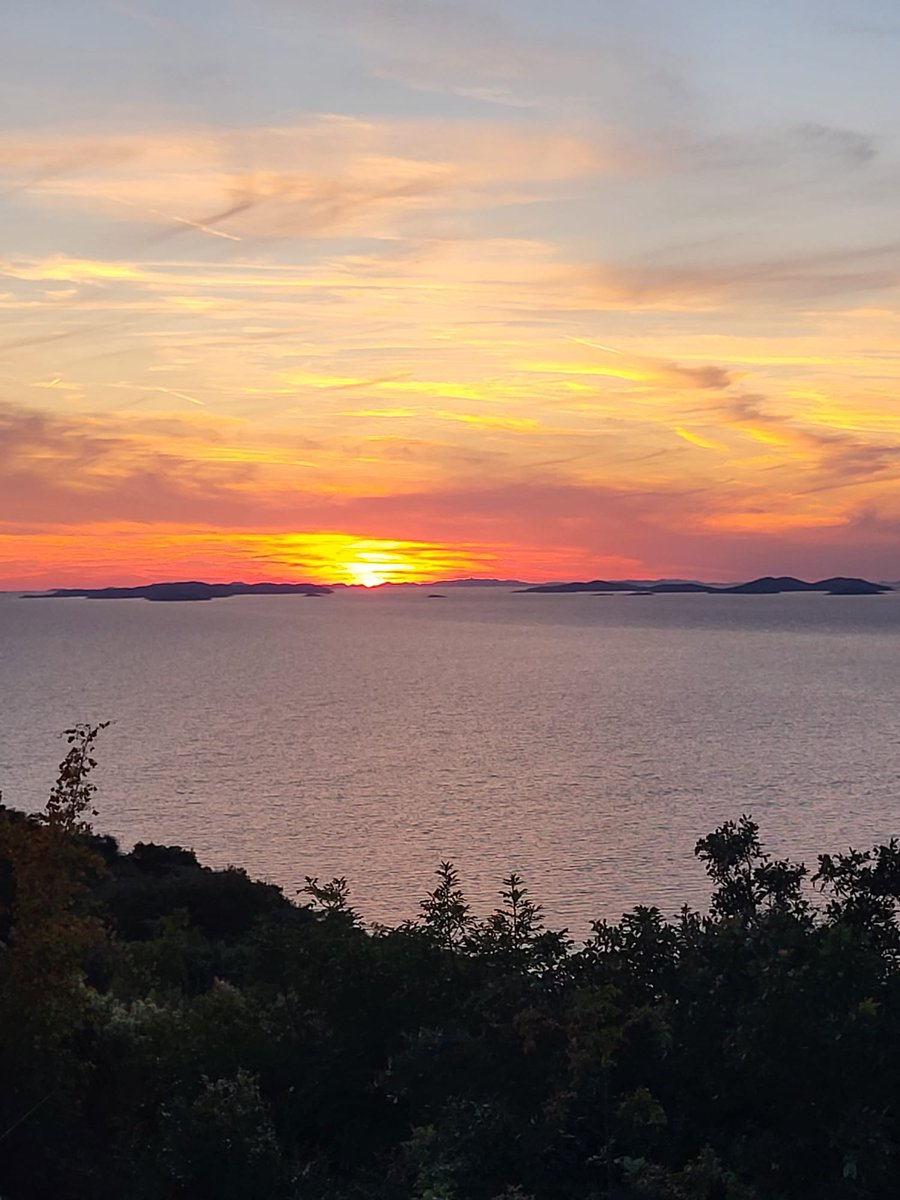 Odlazi sunce😛❤️❤️❤️❤️