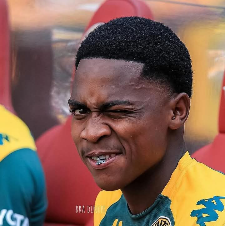 chain_sho's tweet photo. @DJAnkletap @jacarandafm I dnt listen to radio late at night...

Coz it's u malume I shall b all ears https://t.co/Zkf2V0eT84