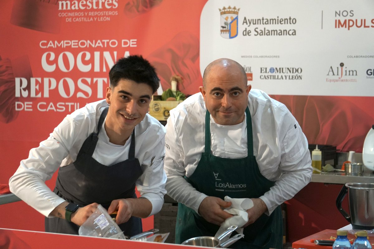 Todo a punto para terminar el turno de tarde. 

#CampeonatoCYR2025 #Maestres #Finalistas #TalentoGastronómico #CocinaCyL #ReposteríaCyL #CertamenGastronomico #Hostelería #Salamanca

<a href="/CyLEsVida/">Turismo Castilla y León</a> <a href="/aytoSalamanca/">Ayuntamiento Salamanca</a> <a href="/noticiascyl/">El Español- Noticias de CyL</a> <a href="/DiarioCyLMundo/">Diario de Castilla y León</a> <a href="/FACYRE/">FACYRE</a>