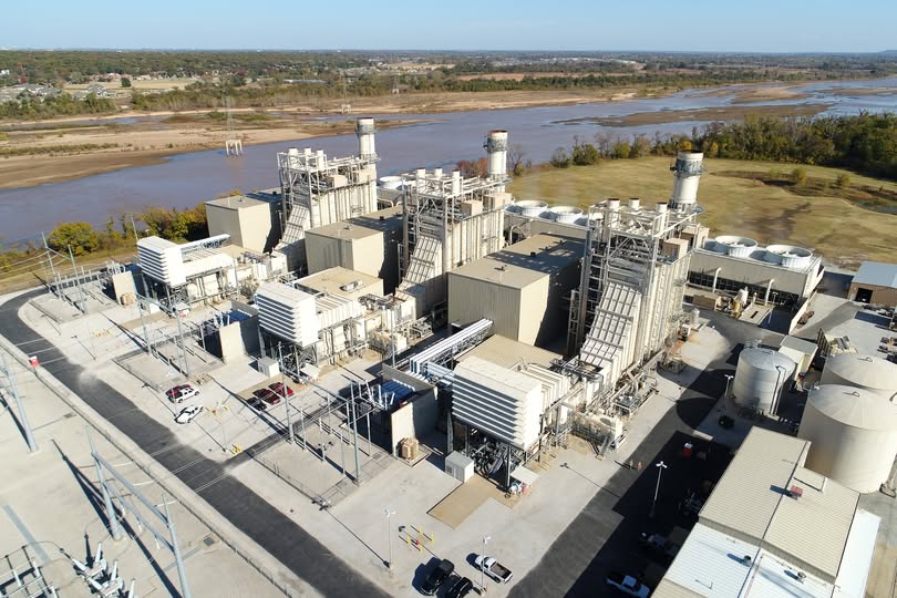 PSOklahoma's tweet image. PSO's power plant teams work hard to produce power you can count on 24/7/365. We're excited to officially add the Green Country power plant to our diverse fleet of locally owned power generation! #PSOklahoma