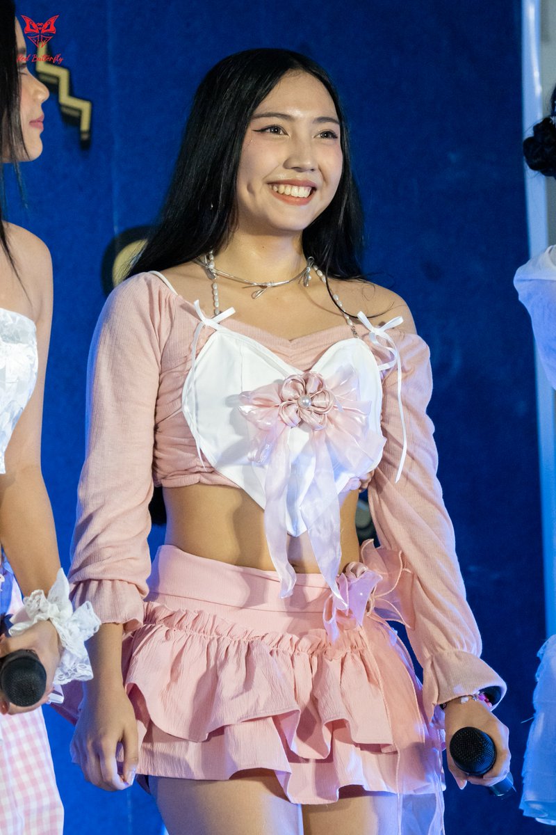 r3d_butterfly's tweet photo. 2025.06.28
Kath
🗓 Fête de la Musique
📍Farmers Plaza

@pixieofficialph

#pixieofficialph #pixieppopgroup #pixiekath #PPOPCON #PPOPSTAGE #PPOPRISE #fdlm2025 #FeteDeLaMusique #FetePH31 #feteph2025 https://t.co/2rTEZG2Bl2