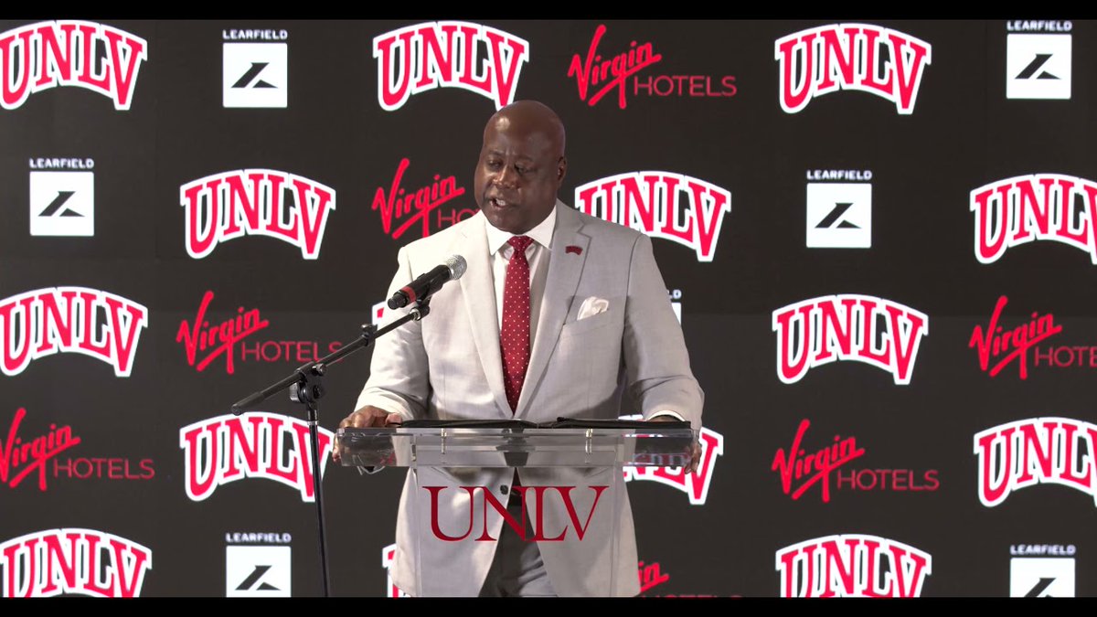 The Scarlet Standard Media (@ss_medialv) on Twitter photo UNLV didnβt say no to the Pac-12 because it was scared. It said no because it had leverage.
Three weeks ago, I laid out exactly why that decision made sense. Today, Erick Harper confirmed it.
Revenue-sharing is happening.
NIL money is real.
Mullen is building for the Playoff. UNLV didnβt say no to the Pac-12 because it was scared. It said no because it had leverage.
Three weeks ago, I laid out exactly why that decision made sense. Today, Erick Harper confirmed it.
Revenue-sharing is happening.
NIL money is real.
Mullen is building for the Playoff.