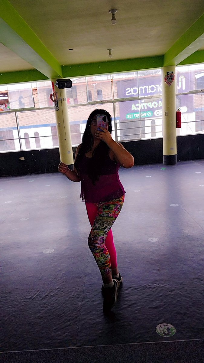 Imberu_'s tweet image. Bendita sea la dieta saludable y ejercicio que estoy haciendo 💖✨️