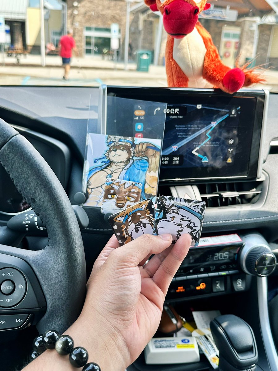 Thanks <a href="/LouiseWOLF_/">LouiseWOLF🐕‍🦺 🔜PAWcon</a> for such an unforgettable artwork made during Anthrocon 2025😗it’s really cute!!
#furryartworks