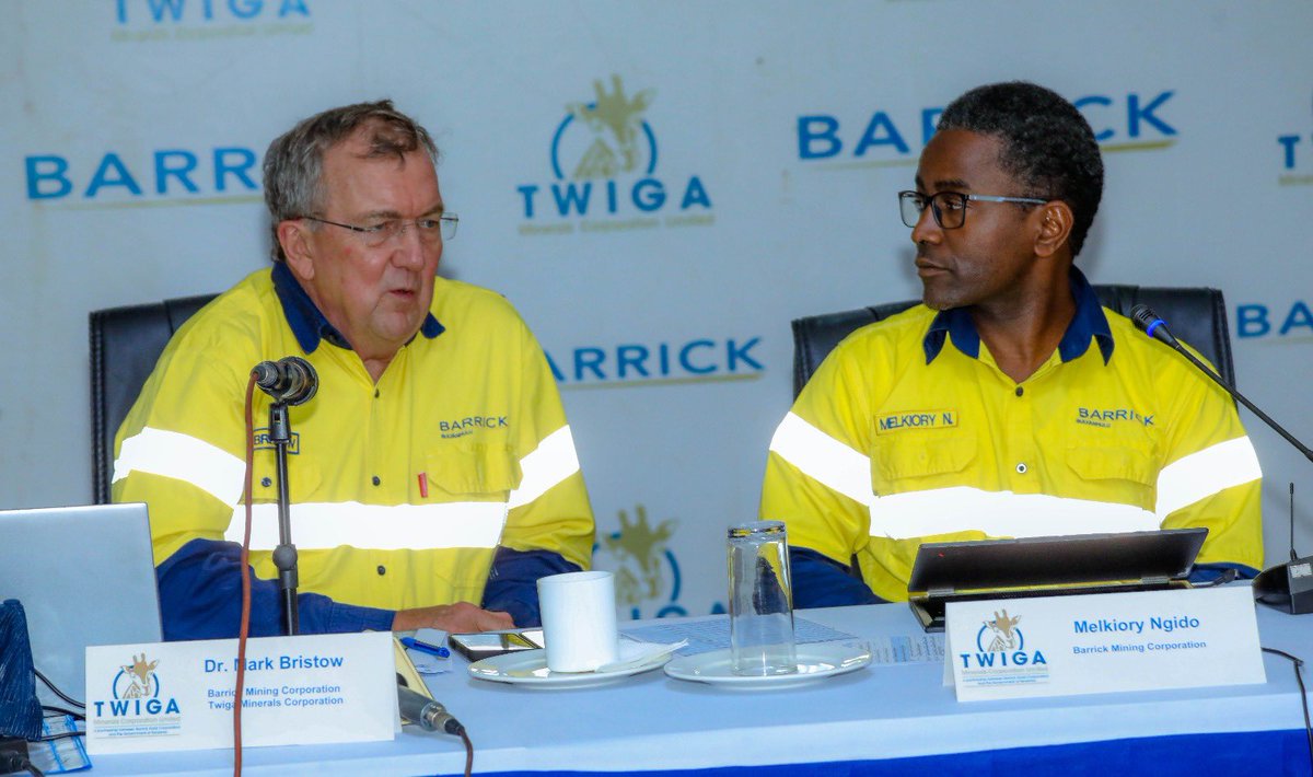 📍Kahama

▪️SERIKALI  KUENDELEZA USHIRIKIANO NA KAMPUNI YA BARRICK

Imeelezwa kwamba Serikali kupitia Wizara ya Madini itaendelea kutoa ushirikiano mkubwa  wa kikazi na Kampuni ya uchimbaji madini ya Barrick ili kuendeleza uwekezaji mkubwa unaofanywa na kampuni hiyo  kwa