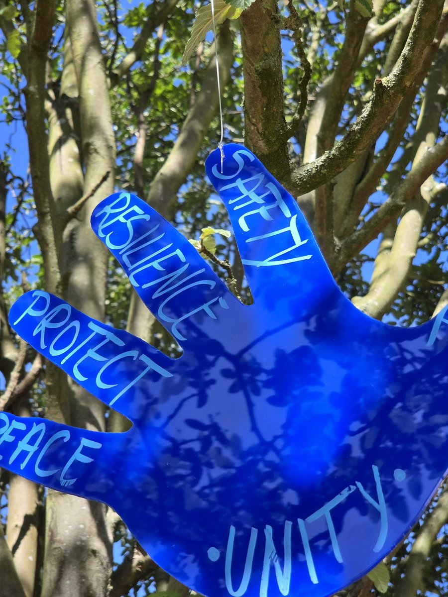 Irina Kovacs (@mrs_kovacs_art) on Twitter photo So proud of our students’ work on The Tree of Values 🌳✨
Many thanks to <a href="/PutteridgeHSch/">PutteridgeHighSchool</a> for hosting the ‘Hope in Colour’ showcase and creating such an amazing experience for the students that took part of this amazing project! <a href="/ChallneyBoys/">Challney Boys</a> <a href="/art_c19/">Liz Patching</a> <a href="/ChallneyDesign/">Adam Billington</a> <a href="/ChilternLT/">Chiltern Learning Trust</a> So proud of our students’ work on The Tree of Values 🌳✨
Many thanks to <a href="/PutteridgeHSch/">PutteridgeHighSchool</a> for hosting the ‘Hope in Colour’ showcase and creating such an amazing experience for the students that took part of this amazing project! <a href="/ChallneyBoys/">Challney Boys</a> <a href="/art_c19/">Liz Patching</a> <a href="/ChallneyDesign/">Adam Billington</a> <a href="/ChilternLT/">Chiltern Learning Trust</a>