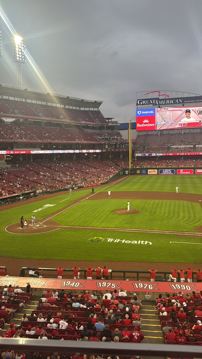 michael_marts10's tweet image. Go Reds!