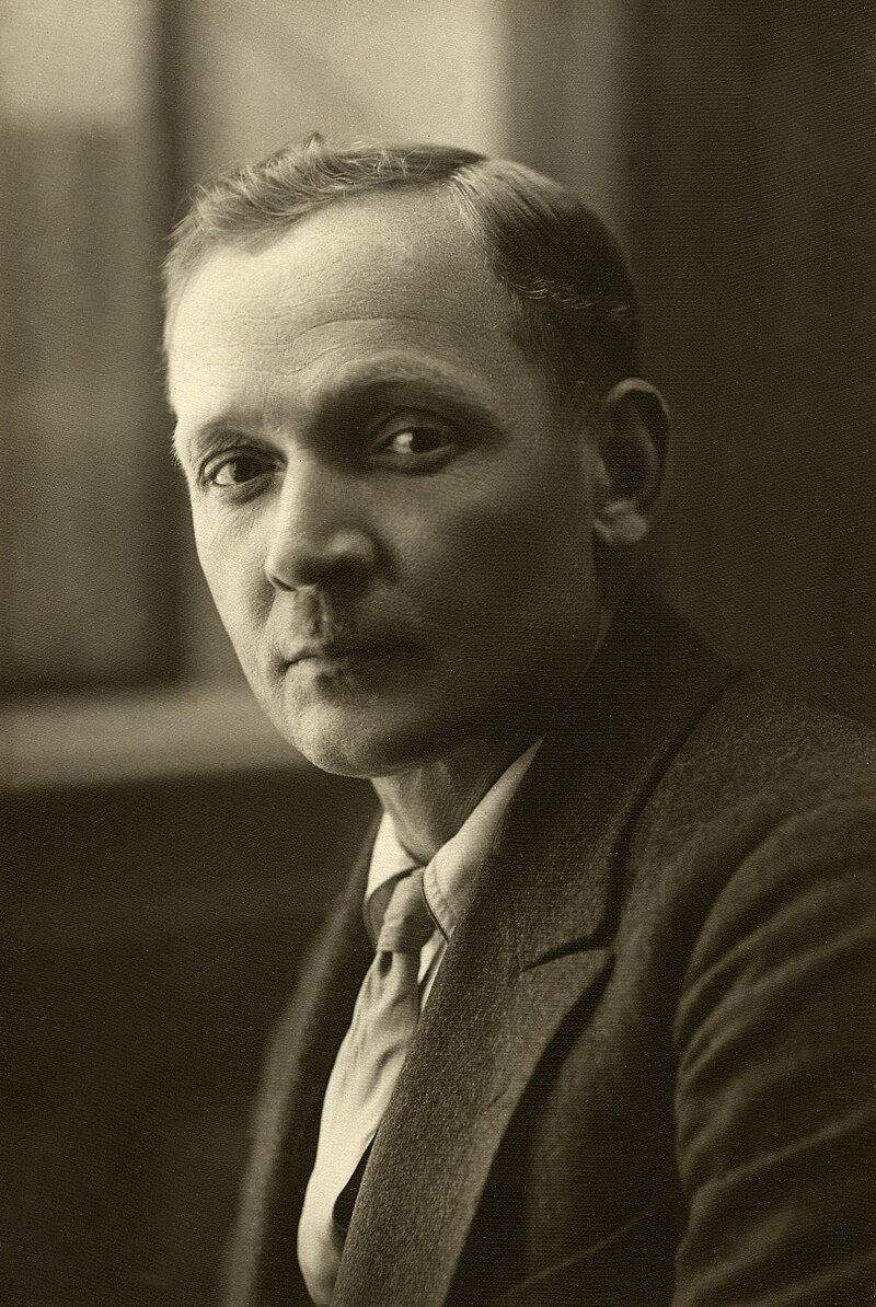 MLeninists's tweet image. 143 years ago, on July 7, 1882, Yanka Kupala, Belarusian poet, playwright, winner of the Stalin Prize, was born.